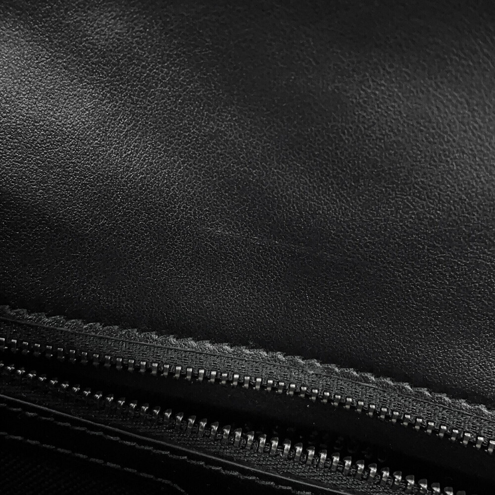 GUCCI Bag - Picture 12 of 15